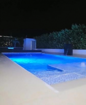 Casa quinta el tesoro con piscina y jacuzzi privado, aires acondicionados